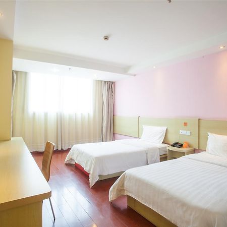7Days Inn Shantou Coach Terminal Huang He Road מראה חיצוני תמונה
