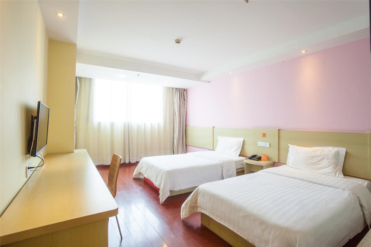 7Days Inn Shantou Coach Terminal Huang He Road מראה חיצוני תמונה